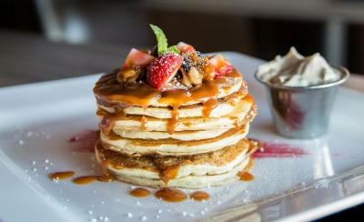 Pannenkoeken eten Pannenkoeken eten