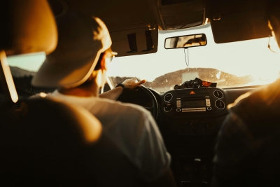 Wie mogen er in de oldtimer rijden?